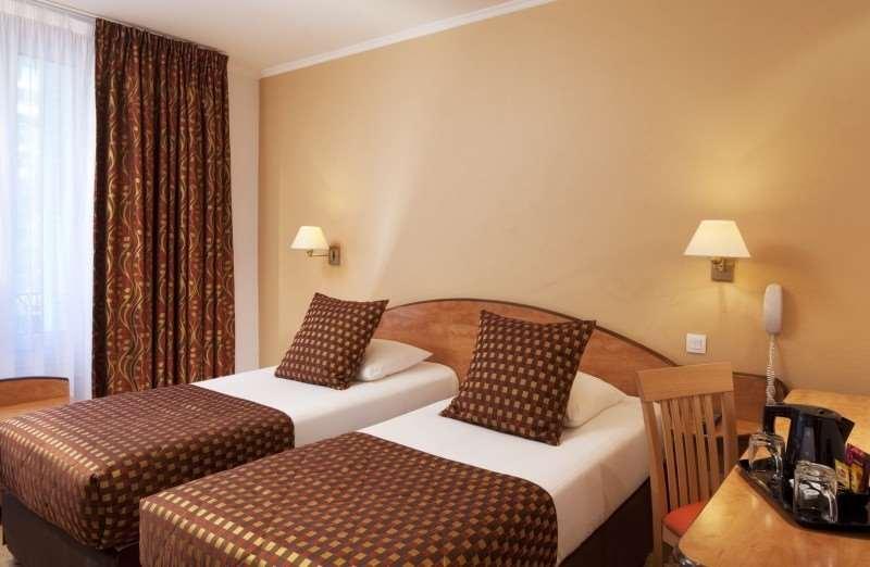 Du Moderne Hotel 3*