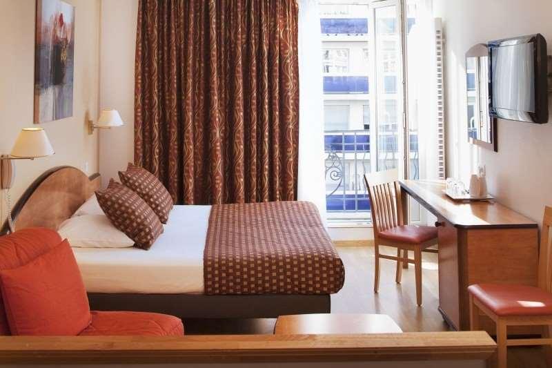 Du Moderne Hotel